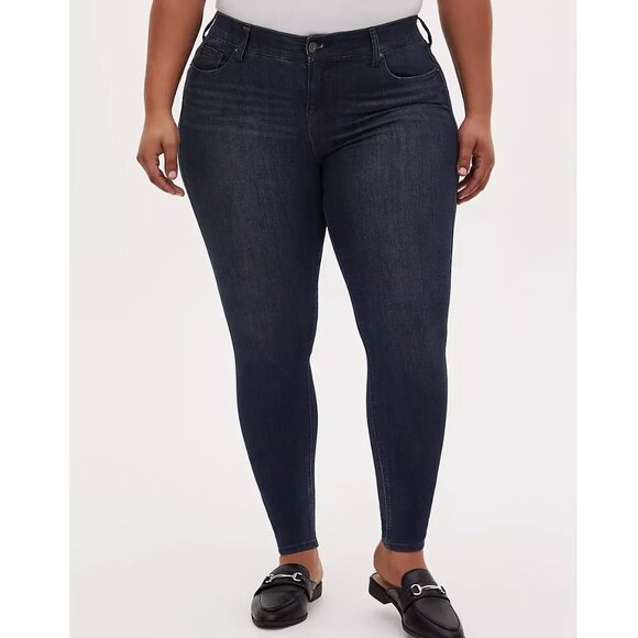 Plus Size 12, 16, 22 Bombshell Skinny Torrid Jeans Dark Blue Jean New Bottoms - Picture 2 of 3